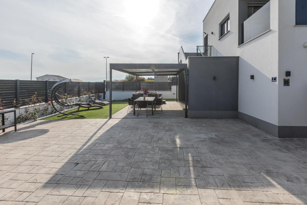 Luxury Apartments Katarina Kaštela Esterno foto